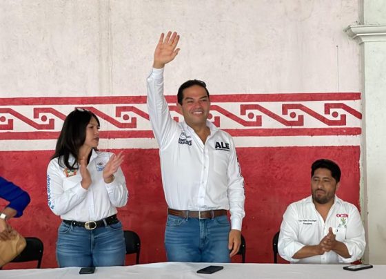 Integrantes de la Organización de Campesinos e Indígenas de México (OCIM) de la región de Xonacatlán, se reunieron con liderazgos de Acción Nacional para respaldar a su candidata a la gubernatura del estado de México, Ale del Moral, por lo que se comprometieron a salir a votar el próximo 4 de junio por el PAN.