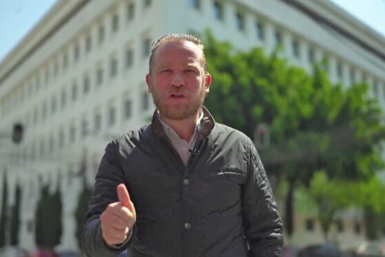 A partir del 3 de mayo, día en que recibió el respaldo de las dirigencias nacional y de la CDMX del PAN, PRI y PRD, así como de diputados locales, federales y senadores de los tres partidos políticos, el alcalde de Benito Juárez, Santiago Taboada cambió su estrategia: pasó de la defensiva a la contraofensiva legal, política y mediática.