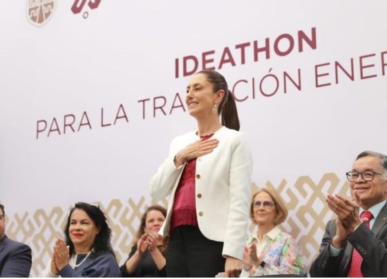 La jefa de Gobierno Claudia Sheinbaum refrendó su postura de que el método para elegir al candidato presidencial de Morena al 2024 debe ser la encuesta, que está contemplada en los estatutos del partido y “se realiza desde hace mucho tiempo.