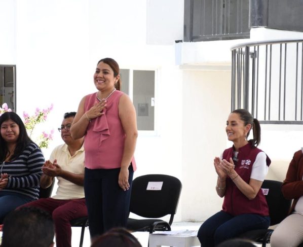 Jefa de Gobierno y Alcaldesa entregan unidad habitacional en Tláhuac