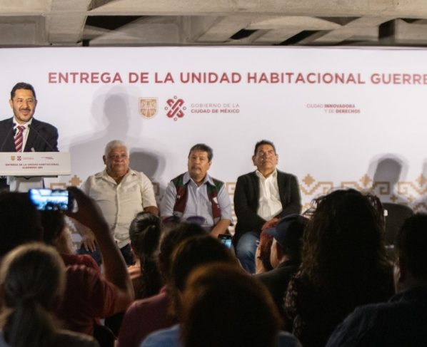 El jefe de Gobierno, Martí Batres, también le ha tenido que entrar a los temas de campañas electorales anticipadas. Esta vez salió en defensa del presidente López Obrador, luego de que quien se perfila como la candidata presidencial de la oposición, Xóchitl Gálvez, dijo de él que es un “machista".