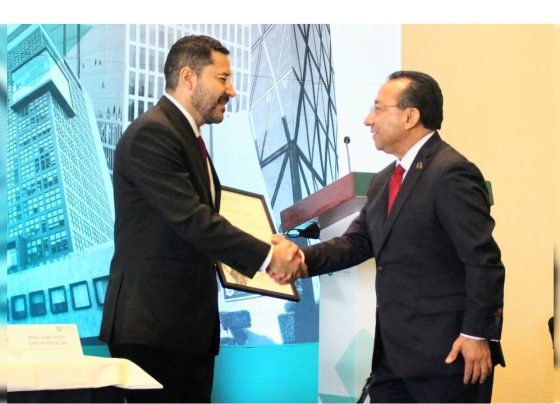 Durante la conmemoración del Día del Abogado, el jefe de Gobierno Martí Batres destacó la coordinación con el Poder Judicial de la Ciudad de México, que encabeza el magistrado Rafael Guerra, en materia de impartición de justicia.