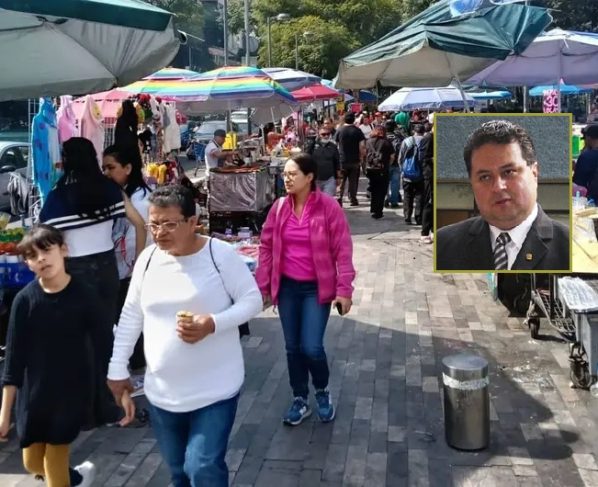 Olas de vendedores ambulantes se han multiplicado por toda la Ciudad de México, pues pese a que el Gobierno de Clara Brugada diga que existe una solidez de la economía local, los puestos de trabajo son escasos y los salarios son bajos, por lo que muchos capitalinos han tomado las calles para vender. FOTOS: Cuartoscuro / Especial