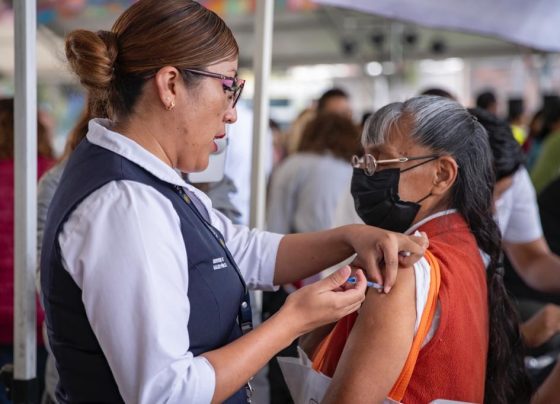 Finalmente, el jefe de Gobierno, Martí Batres, no puso el buen ejemplo a la población de inocularse contra el covid 19 con el fármaco Abdala, producido en Cuba. FOTO: GCDMX