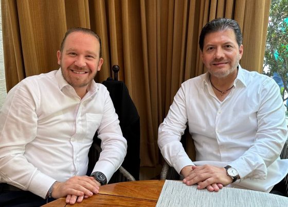 El encuentro entre el perredista Víctor Hugo Lobo y el panista Santiago Taboada, a unos cuantos días de que se definan las reglas para elegir al candidato del Frente Amplio por México a la Jefatura de Gobierno deja dos mensajes políticos importantes. FOTO: X / Taboada