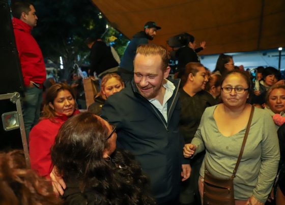 En su primera semana con licencia, el aspirante de la oposición a la candidatura para la Jefatura de Gobierno de la Ciudad de México, Santiago Taboada fue en dos ocasiones a Iztapalapa, el territorio de su eventual competidora Clara Brugada. FOTO: X / Taboada