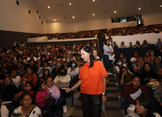 “En Álvaro Obregón las mujeres son nuestra prioridad y lo demostramos destinando uno de cada 10 pesos del gasto operativo a ellas. Amor que no se refleja en el presupuesto no es amor", remarcó la alcaldesa Lía Limón. FOTO: Archivo