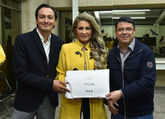 Asimismo, y conforme a lo establecido, la coalición se denominará “Va x la CDMX” y se determinó que sólo habrá un día para el registro de los aspirantes, que será el 15 de noviembre, de las 09:00 horas a las 18:00 horas. Los aspirantes se podrán registrar ante el PAN, el PRI o el PRD. FOTO: X / Andrés Atayde