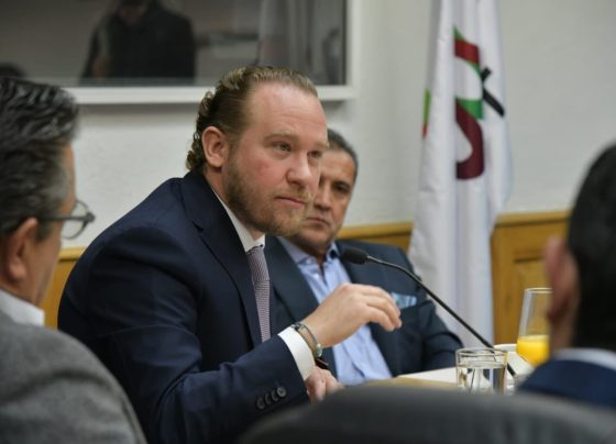 De acuerdo a diversas encuestas, el aspirante que encabeza las preferencias es el alcalde con licencia de la Alcaldía Benito Juárez seguido por la alcaldesa con licencia de Álvaro Obregón Lía Limón. FOTO: X / Taboada