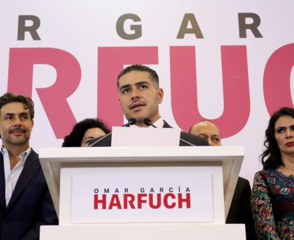 “Todas las semanas yo tenía reuniones con vecinas y vecinos de las 16 alcaldías, obviamente en distintos momentos, y eso nos permitió tener un pulso mucho más sensible”, dijo Harfuch. FOTO: Campaña Harfuch