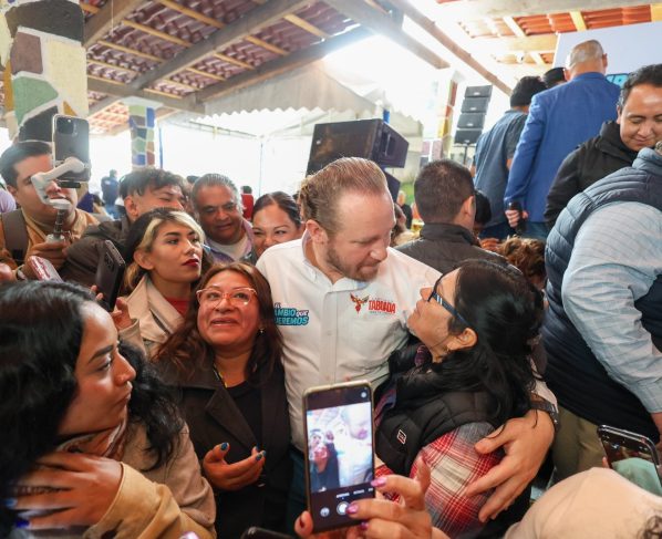 En su más reciente spot de precampaña, el aspirante de la coalición Va por la Ciudad de México, Santiago Taboada dijo que a la capital del país “le urge un cambio” y un gobierno que brinde resultados a los ciudadanos. FOTO: X / Taboada