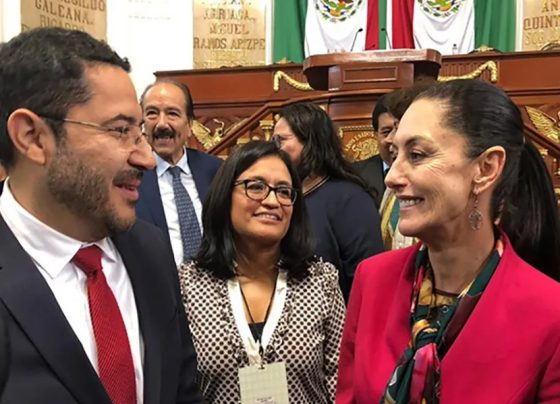 En esta lucha de egos y ganas de demostrar que es mejor jefe de Gobierno de lo que fue Claudia Sheinbaum, Martí Batres se comprometió a que antes de terminar este mes estará reabierta en su totalidad la Línea 12 del Metro, en donde el tramo que se desplomó el 3 de mayo de 2021, dejando como saldo 27 muertos y más de 100 heridos. FOTO: Archivo GCDMX