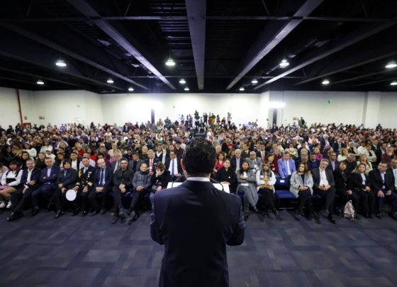 En su informe de 200 días de gobierno, el mandatario capitalino, Martí Batres, resaltó que cumplió con los 25 compromisos que presentó en octubre pasado y anunció otros 13 que promete llevar a cabo en los próximos 100 días. Foto: GCDMX