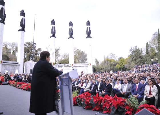 Al rendir lo que llamó “Cuarto Informe de labores”, la titular de la Fiscalía de la Ciudad de México (FGJCDMX), Ernestina Godoy, acusó que el PAN y PRI bloquearon su ratificación porque son una “minoría” que defiende la corrupción. FOTO: Fiscalía CDMX