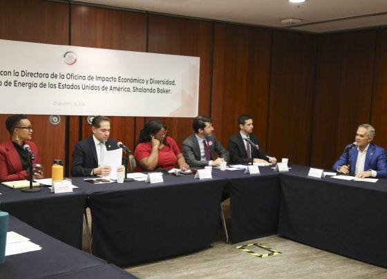 El presidente de la Comisión de Medio Ambiente, Recursos Naturales y Cambio Climático, Raúl Bolaños-Cacho Cué, se pronunció porque los procesos electorales de México y Estados Unidos “no echen atrás” lo que se ha avanzado en temas de cambio climático y de energías renovables, particularmente en nuestro vecino del norte. FOTO: Senado