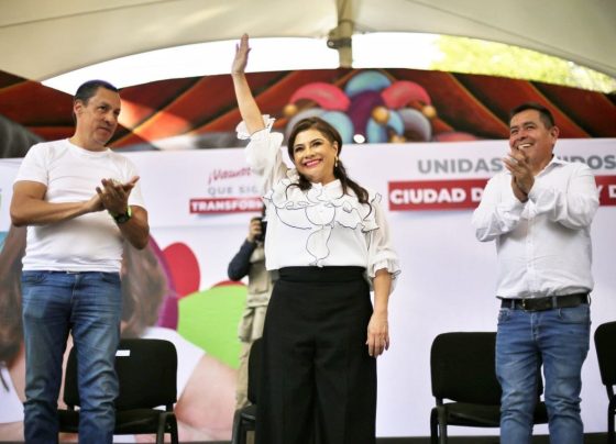 Clara Brugada, candidata de Morena a la Jefatura de Gobierno, negó que su equipo esté detrás de la destrucción y el retiro de propaganda de su contrincante Santiago Taboada. FOTO: Campaña Brugada