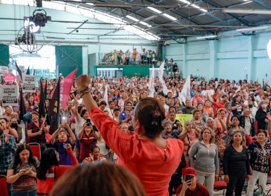 Aleida Alavez Ruiz, aspirante a la alcaldía de Iztapalapa, por la candidatura común “Seguiremos Haciendo Historia”, inauguró, desde la colonia Santana María Aztahuacan, las Jornadas de Participación de Mujeres, para sumar sus propuestas, perspectivas y visiones en favor de la construcción de un gobierno con perspectiva de género, en el marco de la implementación del sistema de cuidados.