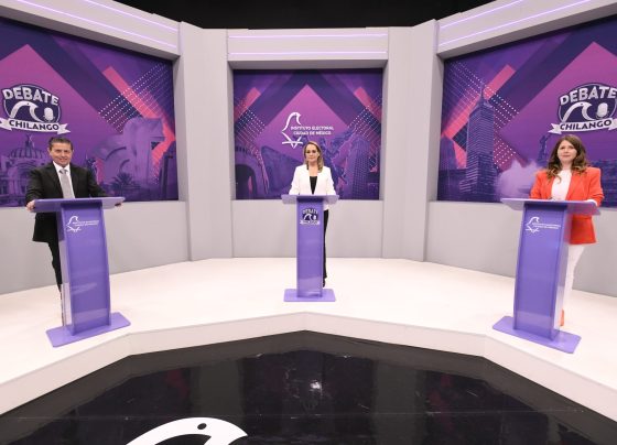 Durante una hora y media, las candidatas de Morena y Movimiento Ciudadano trabajaron en equipo, en contra del abanderado de Va X la Ciudad de México. Si en ese tiempo hicieron alguna propuesta en el debate, se perdieron entre tanto lodo que arrojaron. FOTO: IECM