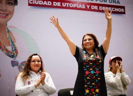 Andrés Manuel López Obrador, presidente de México, celebró que a Clara Brugada le fue requetebién en el pasado proceso electoral y sea la próxima jefa de Gobierno de la Ciudad de México, porque es una mujer honesta y con convicciones. FOTO: Especial