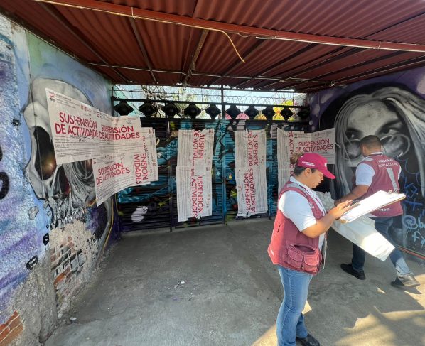 Ante las quejas vecinales, la venta de bebidas a menores de edad y por escandalizar a altas horas de la madrugada, la alcaldía Azcapotzalco ordenó la suspensión de actividades del establecimiento denominado “Mary Jane”. FOTO: Especial