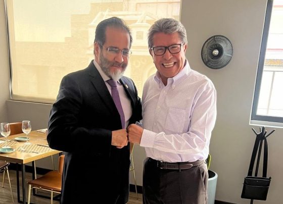 Algo deben estar viendo él y Ricardo Monreal que al menos para la foto ligaron las paces “para asegurar el avance de la Cuarta Transformación (sic)”, posteó Bejarano, quien hace no mucho juró vengarse del zacatecano, a quien acusó de haber traicionado al movimiento en 2021. FOTO: X / René Bejarano