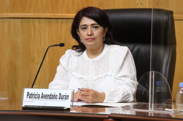 Indigna en IECM sumisión de su presidenta al GCDMX