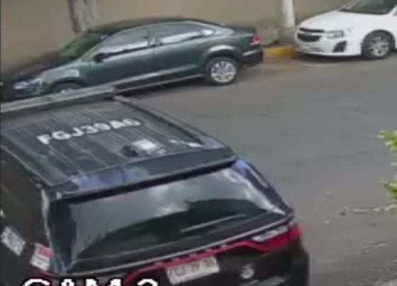 Con el respaldo del PAN de la CDMX, Paulina Delgado Gómez, esposa de Édgar Ramírez, el jefe de Unidad de Vía Pública de la Alcaldía Álvaro Obregón, denunció que la Fiscalía capitalina –que encabeza el fiscal cuñado, Ulises Lara– pretende sembrarle un delito, pues cuando lo detuvieron este viernes por la tarde. FOTO: X / Luisa Gutiérrez
