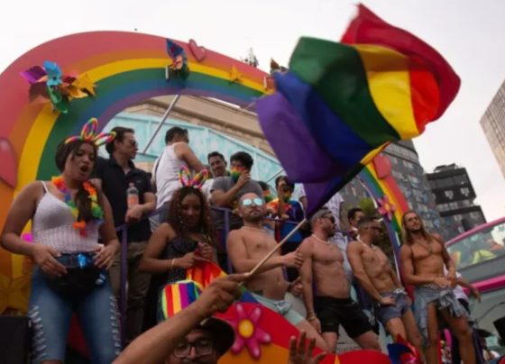 La Secretaría de Seguridad Ciudadana (SSC), informó que se realizará un dispositivo de prevención, vigilancia y vialidad para garantizar la seguridad y movilidad de quienes participarán en la 46 Marcha del Orgullo LGBTTTIQ+.