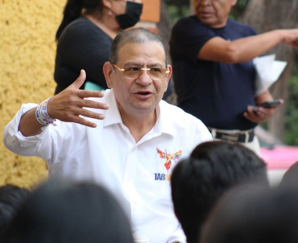 Héctor Hugo Hernández, candidato de la coalición Va X la Ciudad de México a diputado federal por el Distrito 14, con cabecera en Tlalpan, encontró graves irregularidades en el 84% de las casillas de votación, por lo que este miércoles a primera hora presentará una impugnación en esa jurisdicción, tanto de la elección para diputado federal, senador y Presidencia de la República. FOTO: Archivo