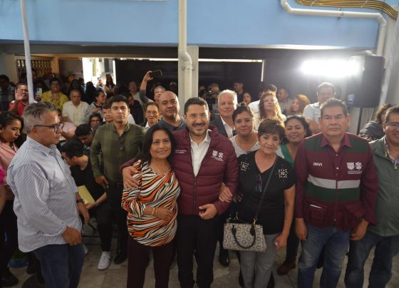 Entrega Batres viviendas en la Pensil y la Anáhuac