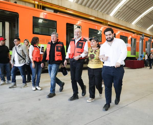 En el contexto de la incertidumbre sobre si se confirmará el relevo en la dirección general del Metro, la jefa de Gobierno, Clara Brugada, le dio un espaldarazo a Guillermo Calderón, actual titular de ese Sistema de Transporte Colectivo. FOTO: Especial