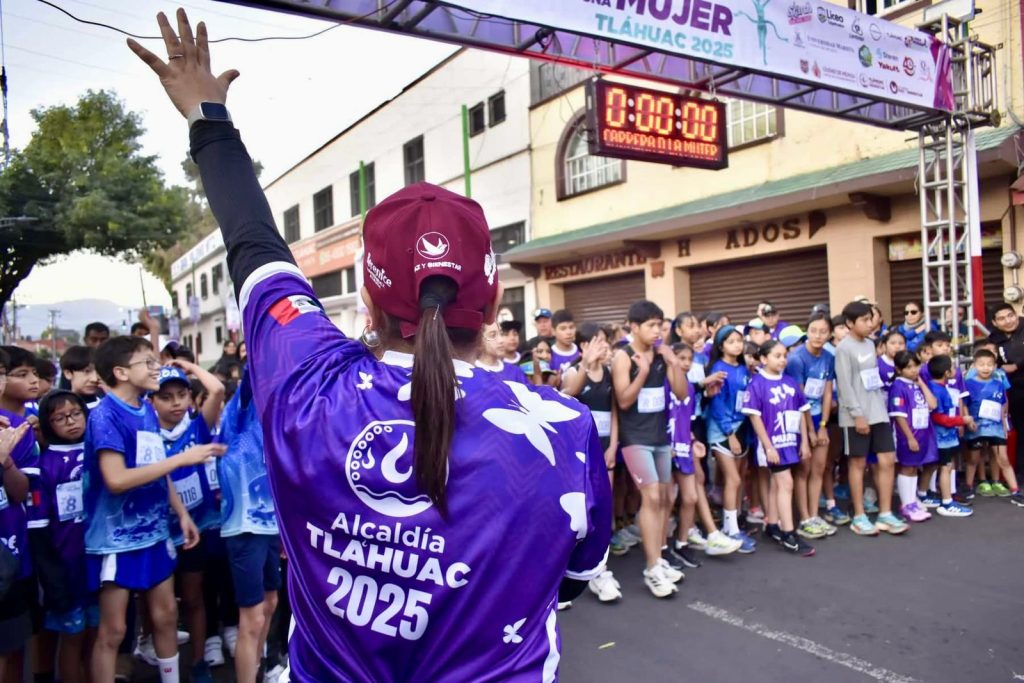 Para la alcaldesa Berenice Hernández, bajo los postulados del programa «Actívate Tláhuac» es fundamental que la población realice algún deporte debido a que eso mejora la calidad de vida.