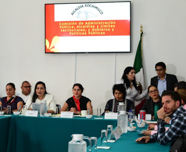 La legisladora Daniela Gicela Álvarez Camacho (PAN) preguntó por las acciones implementadas para solventar las observaciones no atendidas por la Auditoría Superior de la Federación, los mecanismos implementados para garantizar principios de legalidad, transparencia y eficiencia en futuras contrataciones y obras públicas, así como el estatus del proyecto Utopía.