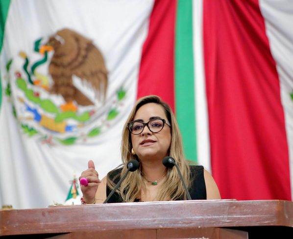 De acuerdo con datos de la Organización Mundial de la Salud, el tabaco mata a más de 8 millones de personas al año. Más de 1.3 millones de esas muertes corresponden a personas no fumadoras expuestas al humo ajeno. De ellas, 65 mil son niñas y niños. FOTO: