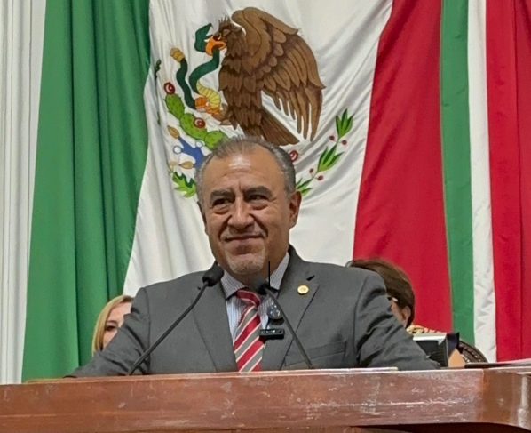 De acuerdo con el estudio “Radiografía Chilanga 2024”, del Instituto Mexicano para la Competitividad (IMCO), Iztacalco aparece con una competitividad media-baja en rubros como innovación y economía, expuso el diputado Pablo Trejo. FOTO: Especial
