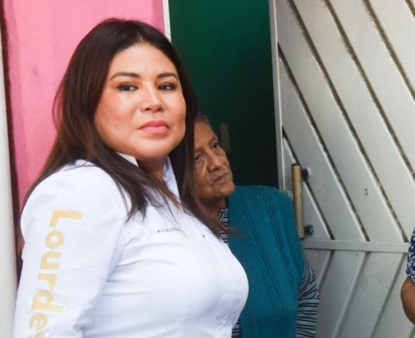 Aquí lo advertimos desde el 19 de mayo pasado: en su afán de imponer de manera autoritaria sus proyectos de Participación Ciudadana, incluso en contra de la voluntad popular que violenta los principios de Morena, la alcaldesa de Iztacalco, Lourdes Paz no ha tenido el menor rubor de mentir abiertamente, lo que incluso le ha provocado ya un conflicto social creciente en la demarcación que encabeza. FOTO: Cuartoscuro