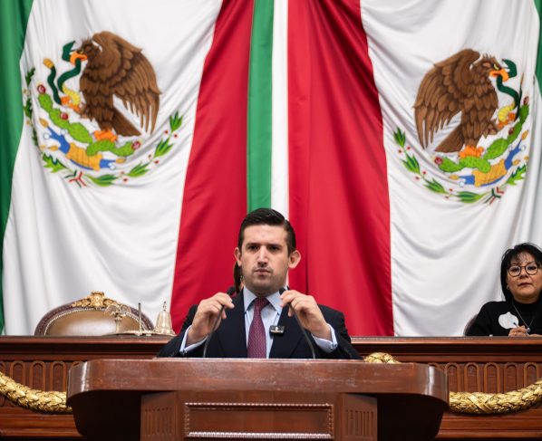 El Congreso de la Ciudad de México aprobó la iniciativa presentada el pasado 13 de mayo por el diputado Pedro Haces Lago, del Grupo Parlamentario de Morena, para reformar la Ley de Acceso de las Mujeres a una Vida Libre de Violencia y la Ley de Igualdad Sustantiva entre Mujeres y Hombres de la capital.