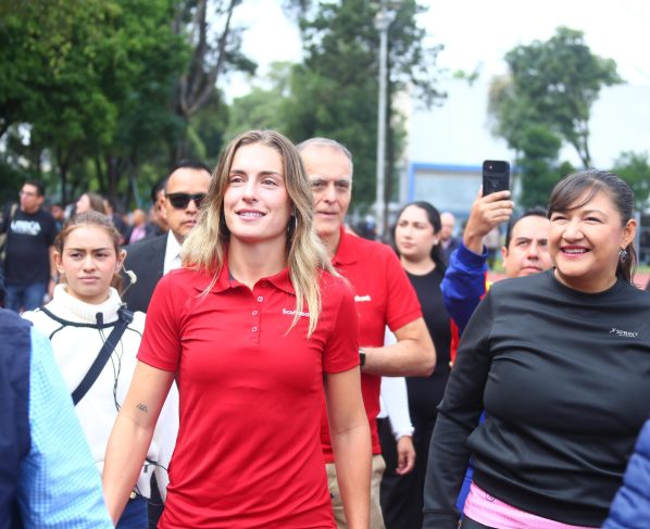 La cancha del Deportivo Reynosa fue transformada en un espacio seguro, accesible y de calidad, diseñado para promover el deporte, la educación y el desarrollo integral de la niñez y juventud en Azcapotzalco y zonas aledañas. FOTOS: Especial