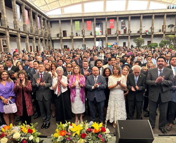 Embajadoras y embajadores de Guatemala, El Salvador, Honduras, Nicaragua y Costa Rica encabezaron la ceremonia inaugural, por el 204 aniversario de la Independencia de Centroamérica. FOTO: Especial