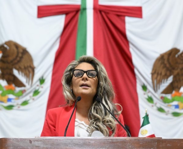 Esta ciudad, insistió Nora Arias, ha sido referente de derechos y libertades, por lo que “no podemos permitir que las instituciones actúen con discrecionalidad y sesgo partidista”. FOTO: Especial