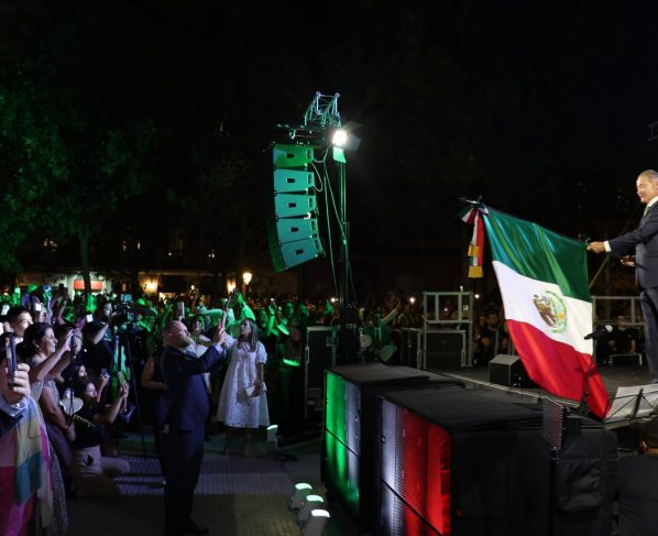 Qurino Ordaz aseguró que México es un país estable, confiable y de grandes oportunidades gracias a la solidez económica, por lo que la presencia de empresas españolas ha ido creciendo en nuestro país a la par que empresas mexicanas están más presentes y fuertes en España. FOTOS: Especial