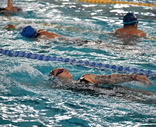 La alcaldía Benito Juárez impulsa la práctica deportiva en el Complejo Olímpico “México 68”, mismo que se mantiene como un referente a nivel nacional gracias a la amplia variedad de disciplinas que ofrece en beneficio de los usuarios. FOTOS: Especial