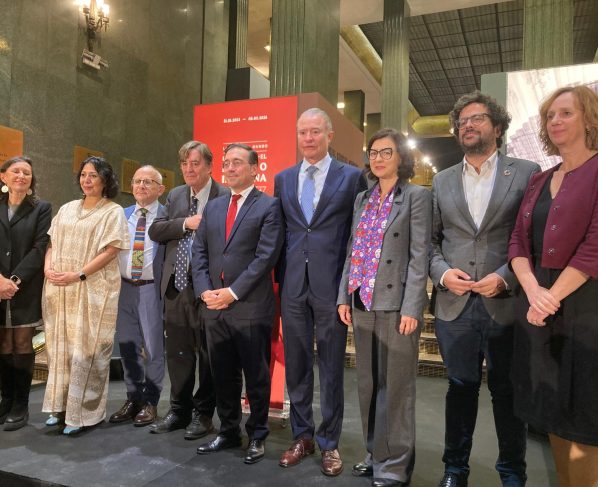 Este viernes 31 de octubre se presentó en Madrid la exposición “La mitad del mundo. La mujer en el México indígena”. Se trata de un proyecto binacional que nace con la aspiración de reforzar los vínculos entre ampos países a través del reconocimiento histórico de las culturas originarias y del papel fundamental de las mujeres en las comunidades indígenas de México. FOTO: Especial