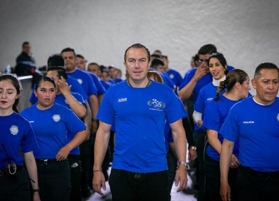 A la par del enorme proyecto para la prevención del delito, mayores capacidades y fortalecimiento de la estrategia y acciones en seguridad ciudadana, el alcalde de Cuajimalpa, Carlos Orvañanos ha reforzado la protección de quienes nos cuidan, con el impulso al deporte y buena alimentación durante su jornada laboral. FOTOS: Especial
