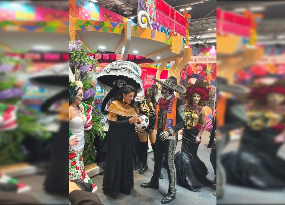 Pero nada. Al Gobierno de la Ciudad de México le interesó tan poco la difusión mundialista en la Fitur, que no consiguió patrocinadores –salvo un balón autografiado que llevaron– o aportó recursos presupuestarios para presentar atracciones especiales mundialistas. FOTO:  Especial