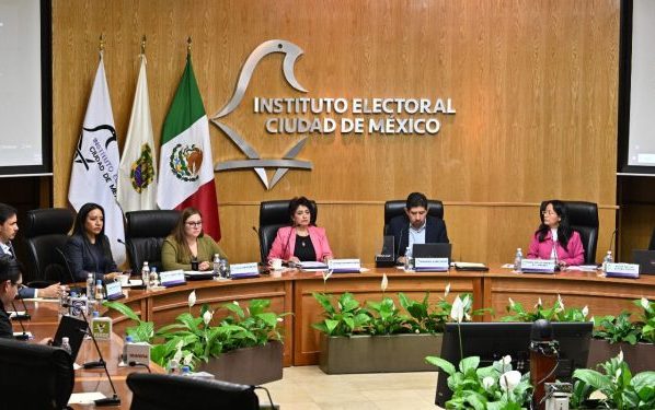 Así que, se lo merezcan o no, los siete consejeros del IECM continuarán, todo apunta, hasta concluir el periodo para el que fueron designados. ¡Suertudotes! FOTOS: Especial