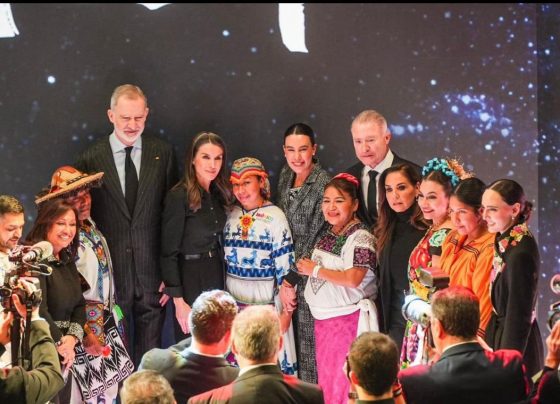 Tras casi 7 años de la publicación de la carta donde el gobierno de México pidió al Reino de España que ofreciera disculpas por lo ocurrido durante “La Conquista”, este jueves autoridades de ambos países se estrecharon la mano en la FITUR 2026. FOTOS: El Independiente / CDMX Magacín