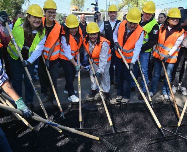 Desde que inició su gestión, la jefa de Gobierno, Clara Brugada Molina ha expresado más promesas que acciones para afrontar el que se ha convertido en un grave problema en la Ciudad de México: cientos de miles de baches en avenidas principales, que su administración tiene la responsabilidad de mantener en buen estado. FOTO: Especial