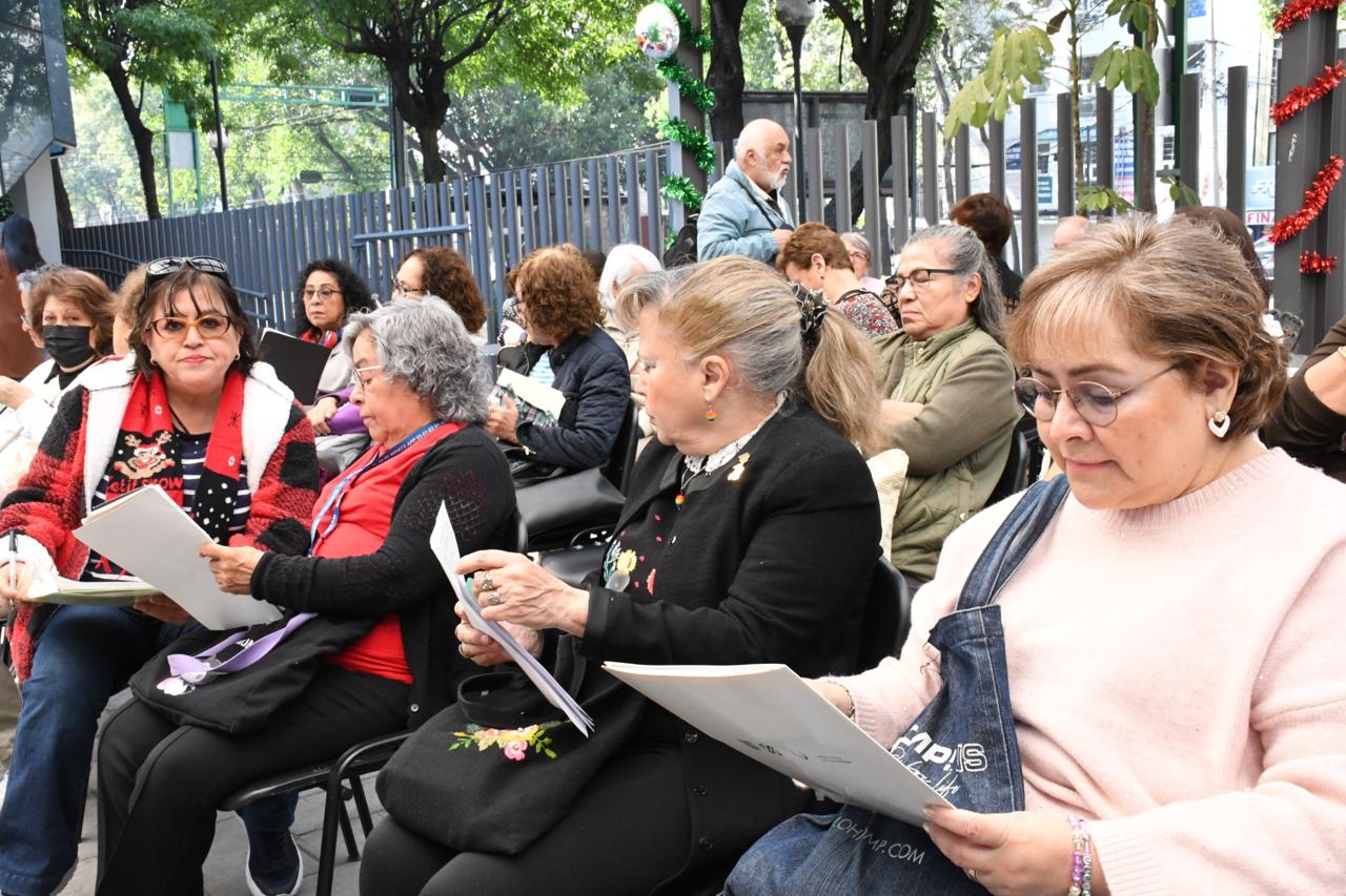 Con una trayectoria consolidada, el CECAM Mixcoac cuenta con 14 años de servicio a la comunidad, mientras que el plantel Cumbres suma más de 16 años fortaleciendo la educación, el aprendizaje y la convivencia de las personas adultas mayores en la alcaldía Benito Juárez.
