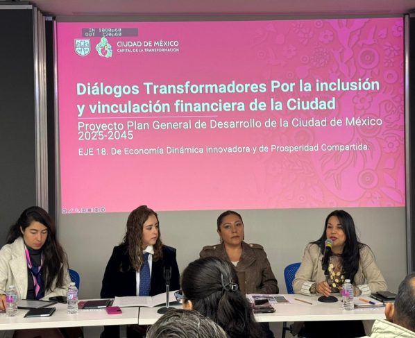 “Este Plan, que vamos a legislar en el Congreso capitalino, tiene que ver con qué queremos para nuestra ciudad durante 20 años”, expresó Xóchitl Bravo. FOTO: Especial